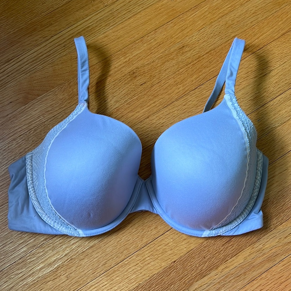 Victoria Secret Bra 38D